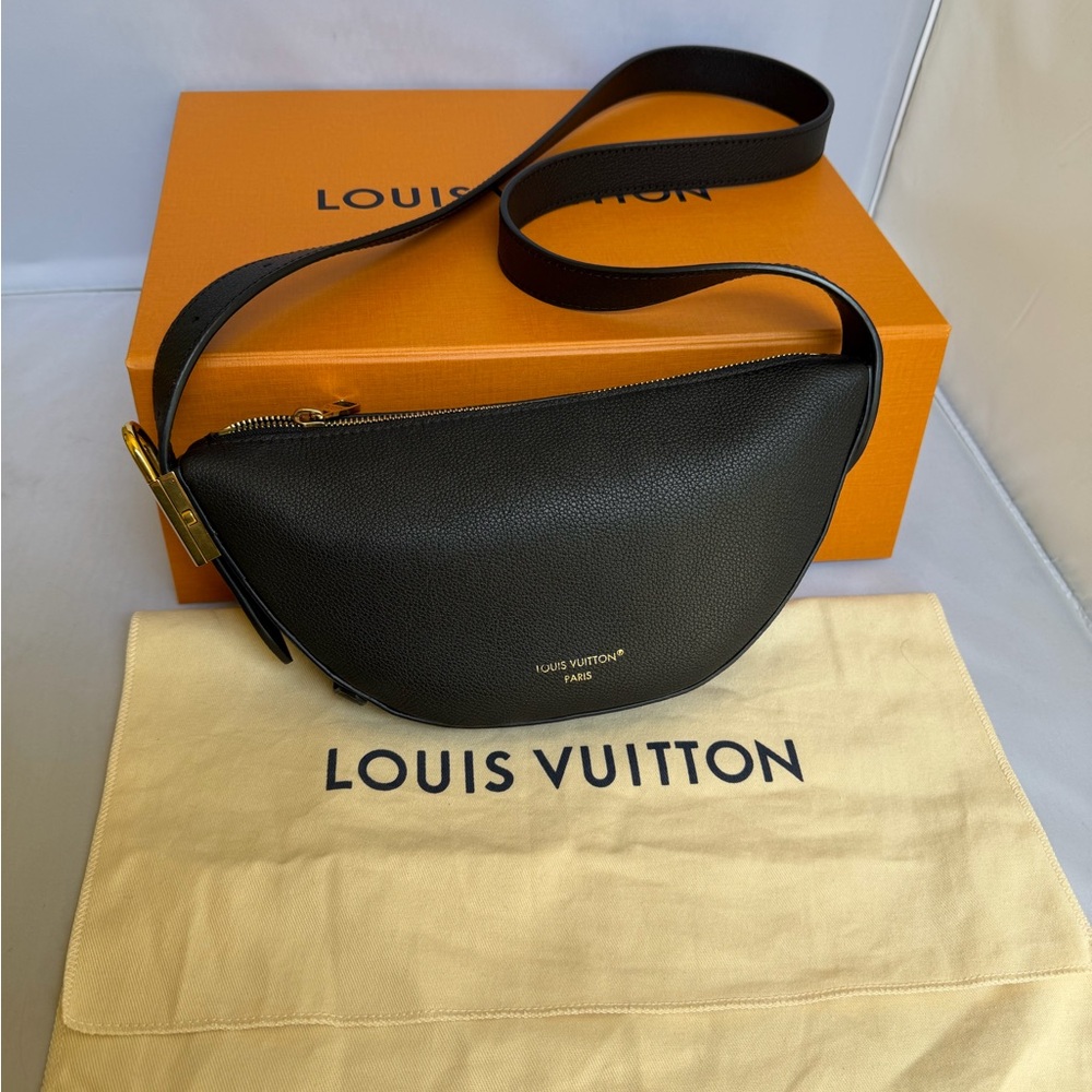 Louis Vuitton Black Low Key Bumbag